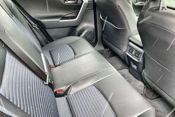 2024 Toyota RAV4 XSE AXAH54R