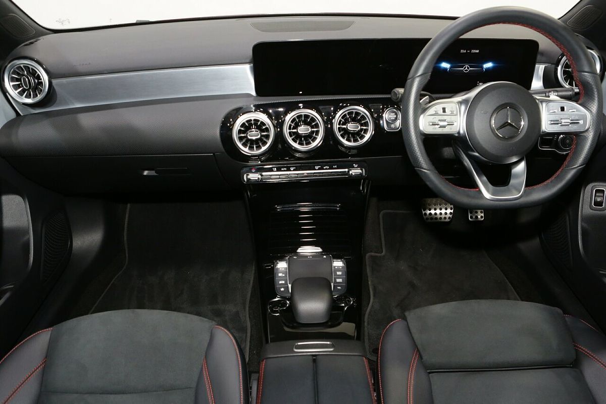 2022 Mercedes-Benz A-Class A180 V177