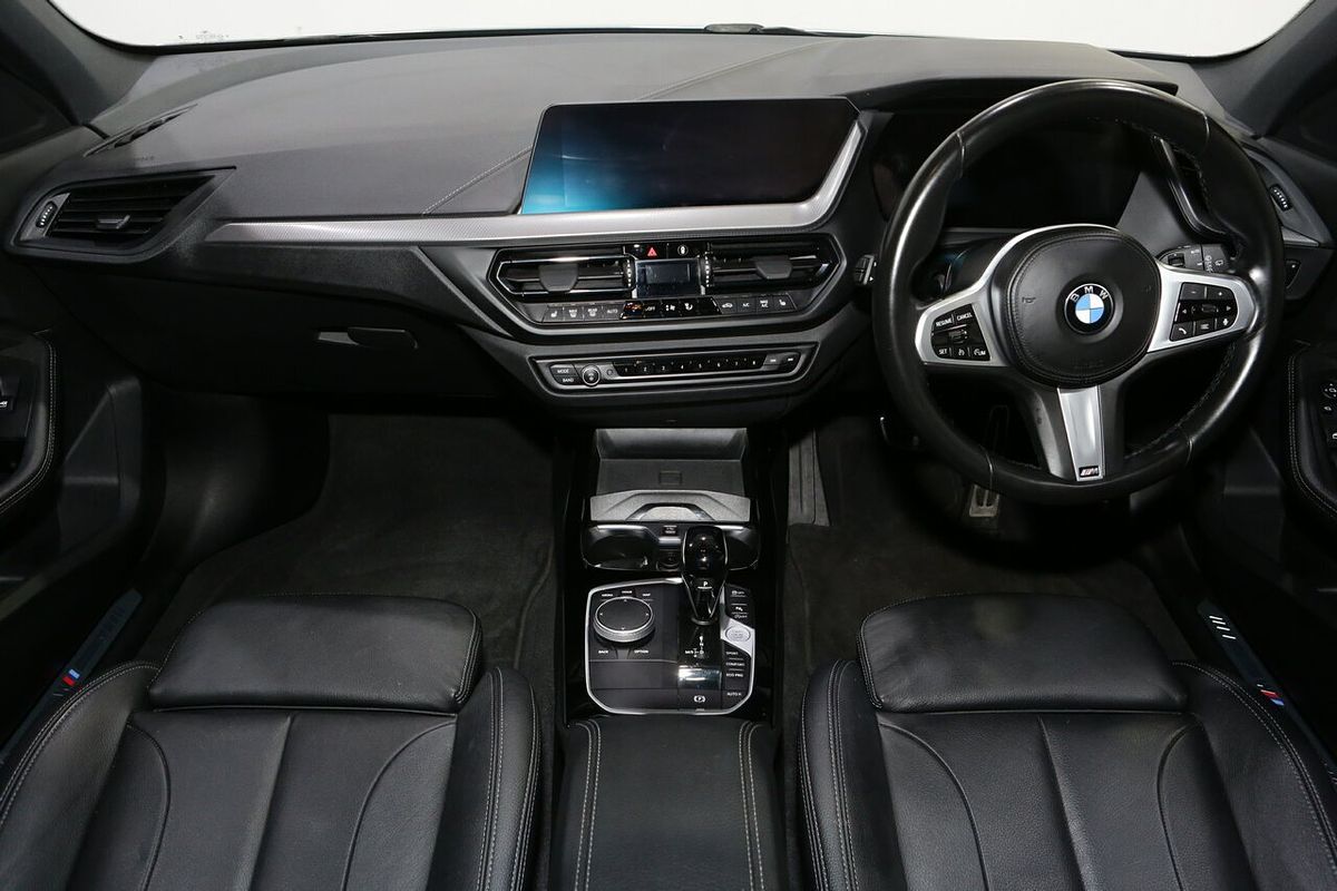 2023 BMW 1 Series 118i M Sport F40
