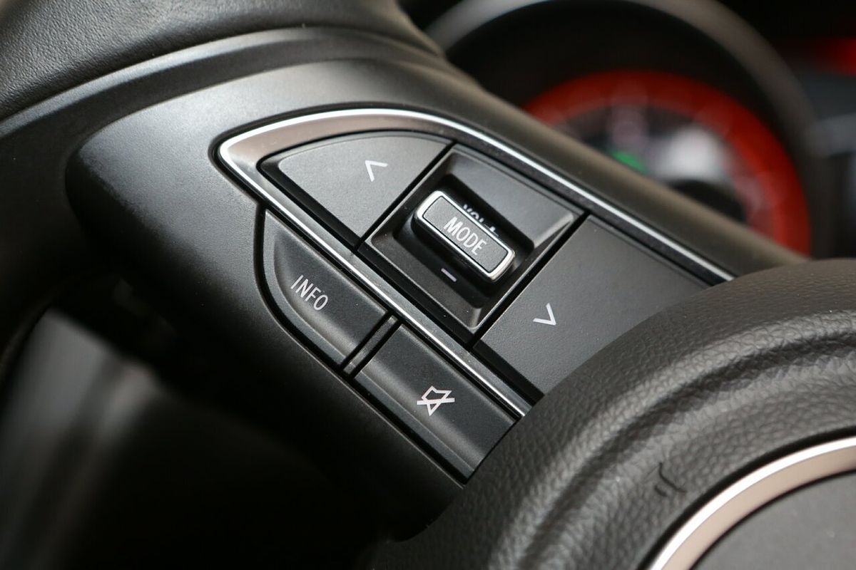 2022 Suzuki Swift GLX Turbo AZ Series II