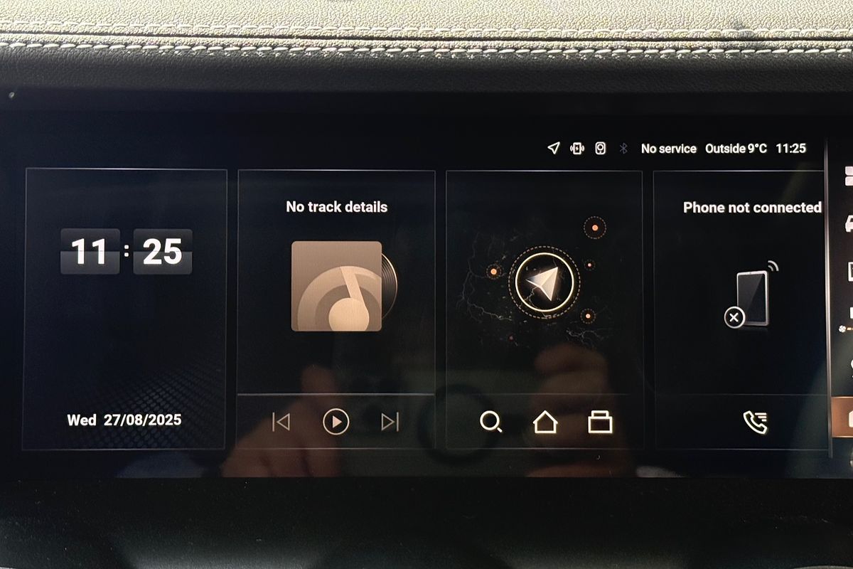 2025 GWM Tank 300 Ultra P01