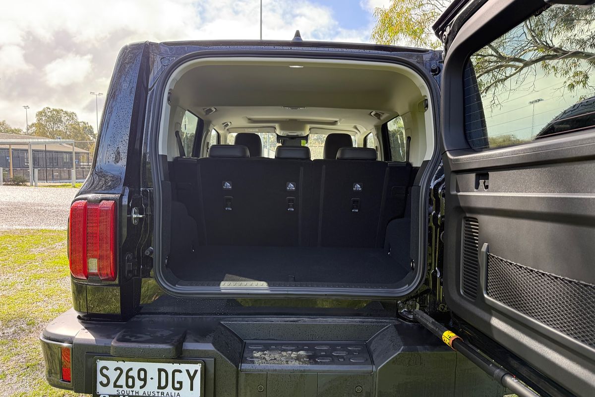 2025 GWM Tank 300 Ultra P01