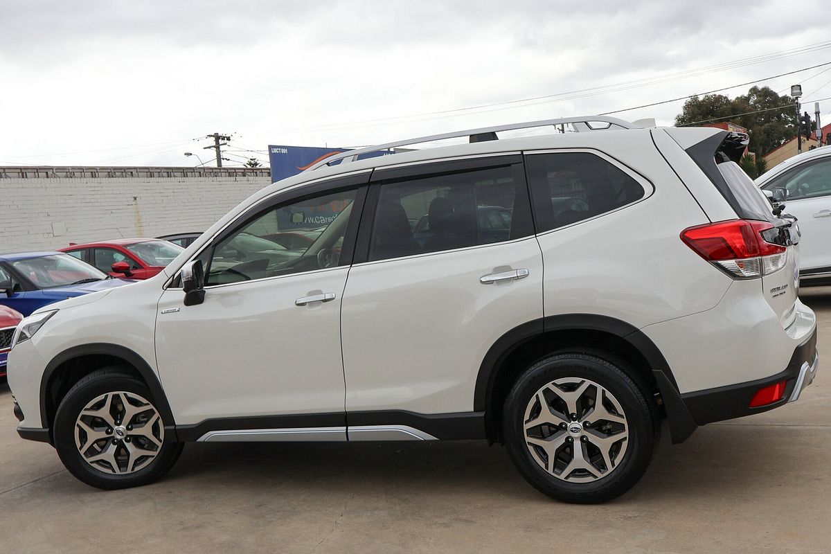 2023 Subaru Forester Hybrid L S5