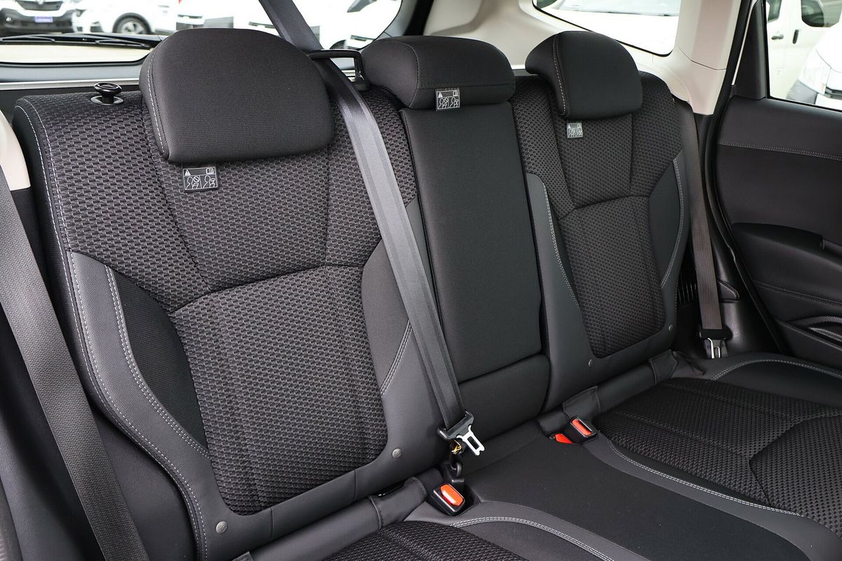 2023 Subaru Forester Hybrid L S5