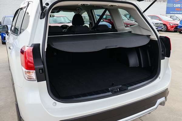 2023 Subaru Forester Hybrid L S5
