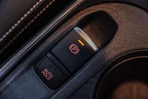 2023 Nissan JUKE ST-L F16