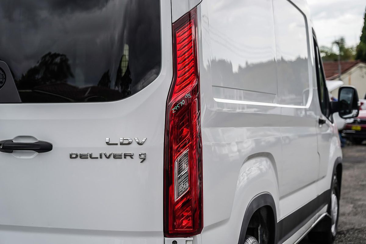 2022 LDV Deliver 9 MWB