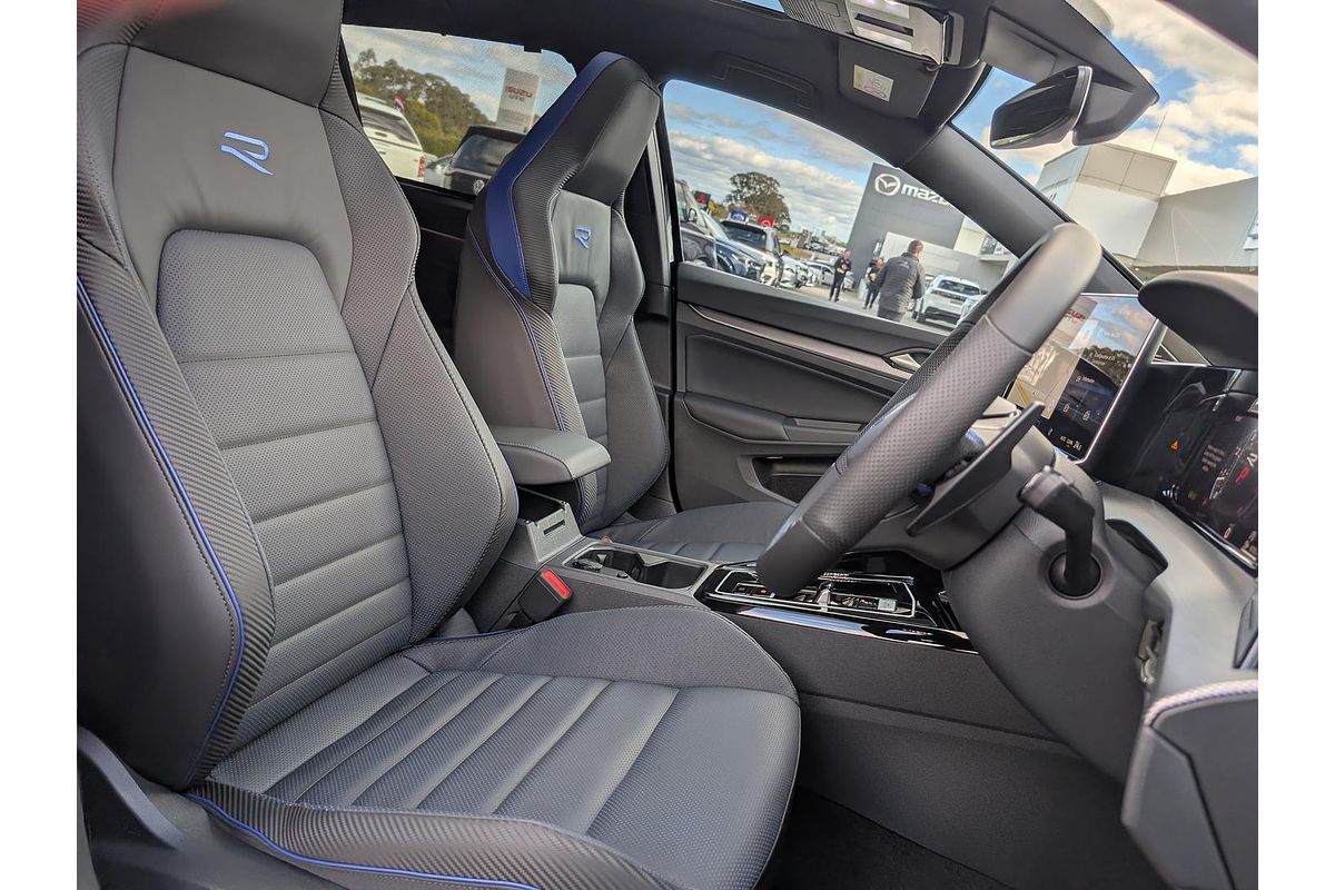 2025 Volkswagen Golf R Black Edition 8.5