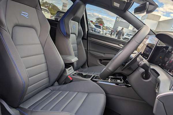2025 Volkswagen Golf R Black Edition 8.5