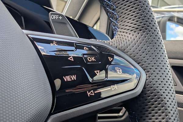 2025 Volkswagen Golf R Black Edition 8.5