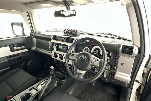 2012 Toyota FJ Cruiser GSJ15R