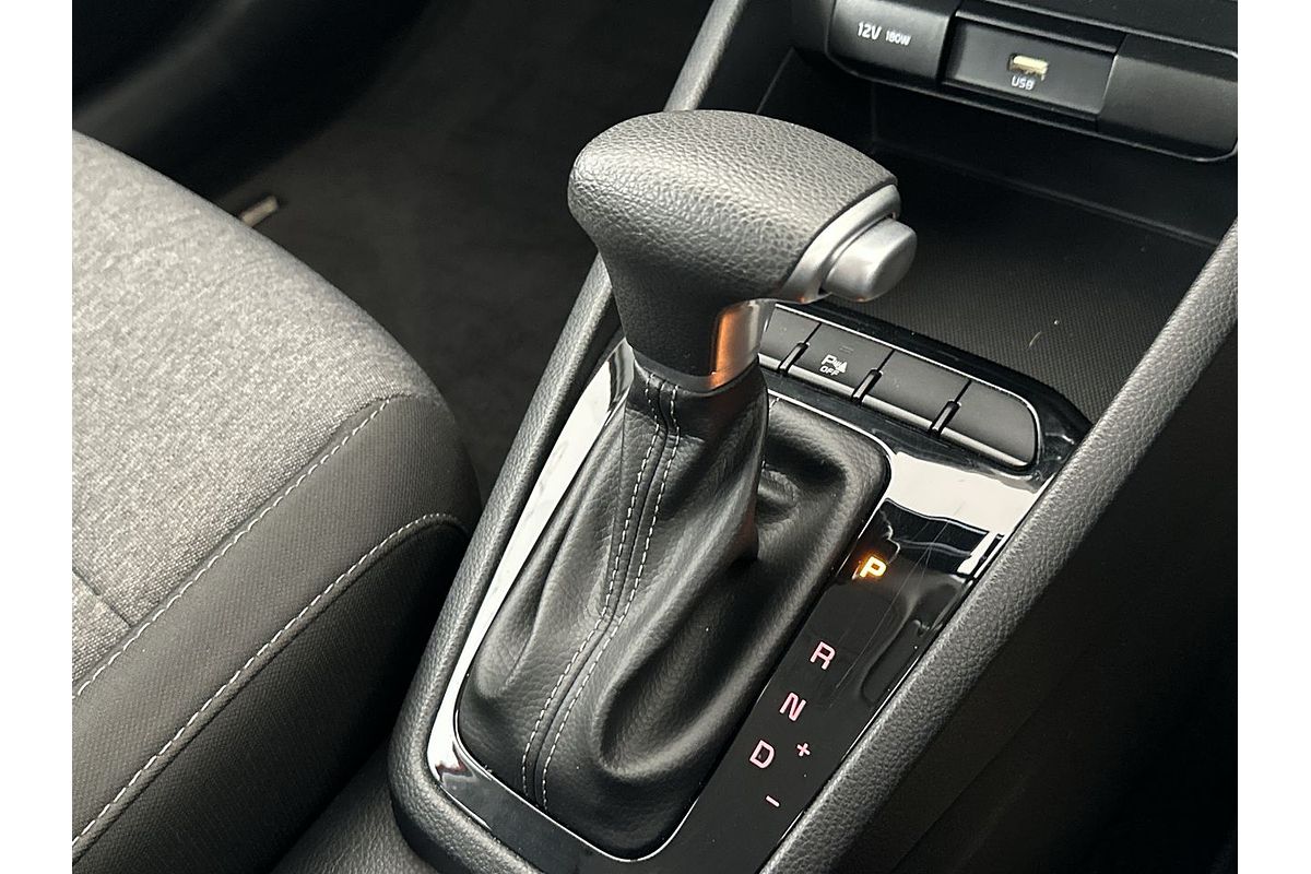 2023 Kia Stonic S YB
