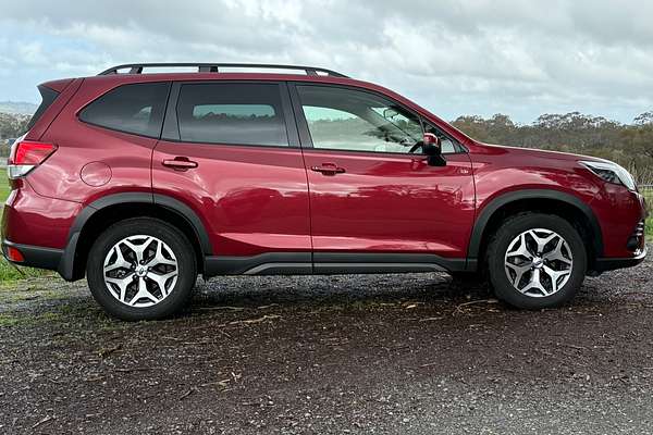 2023 Subaru Forester 2.5i 50 Years Edition S5