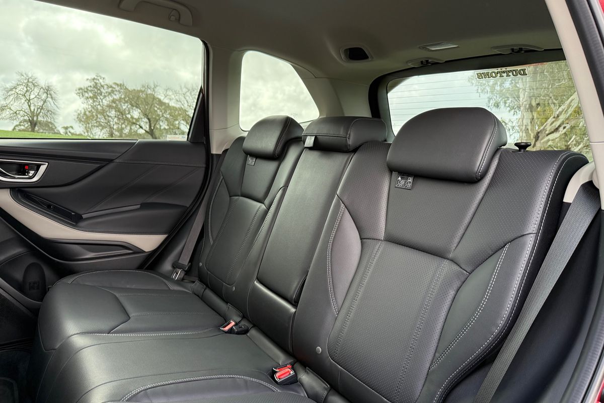 2023 Subaru Forester 2.5i 50 Years Edition S5
