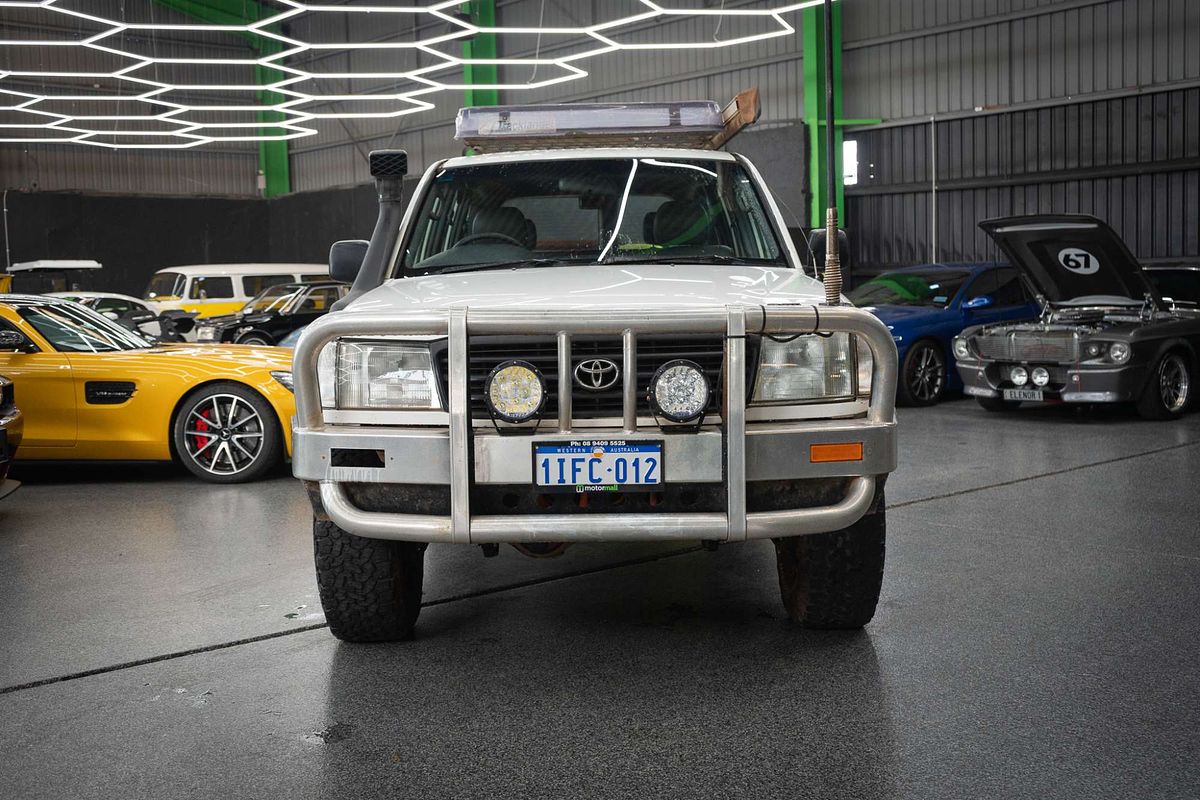 1999 Toyota Landcruiser GXV UZJ100R
