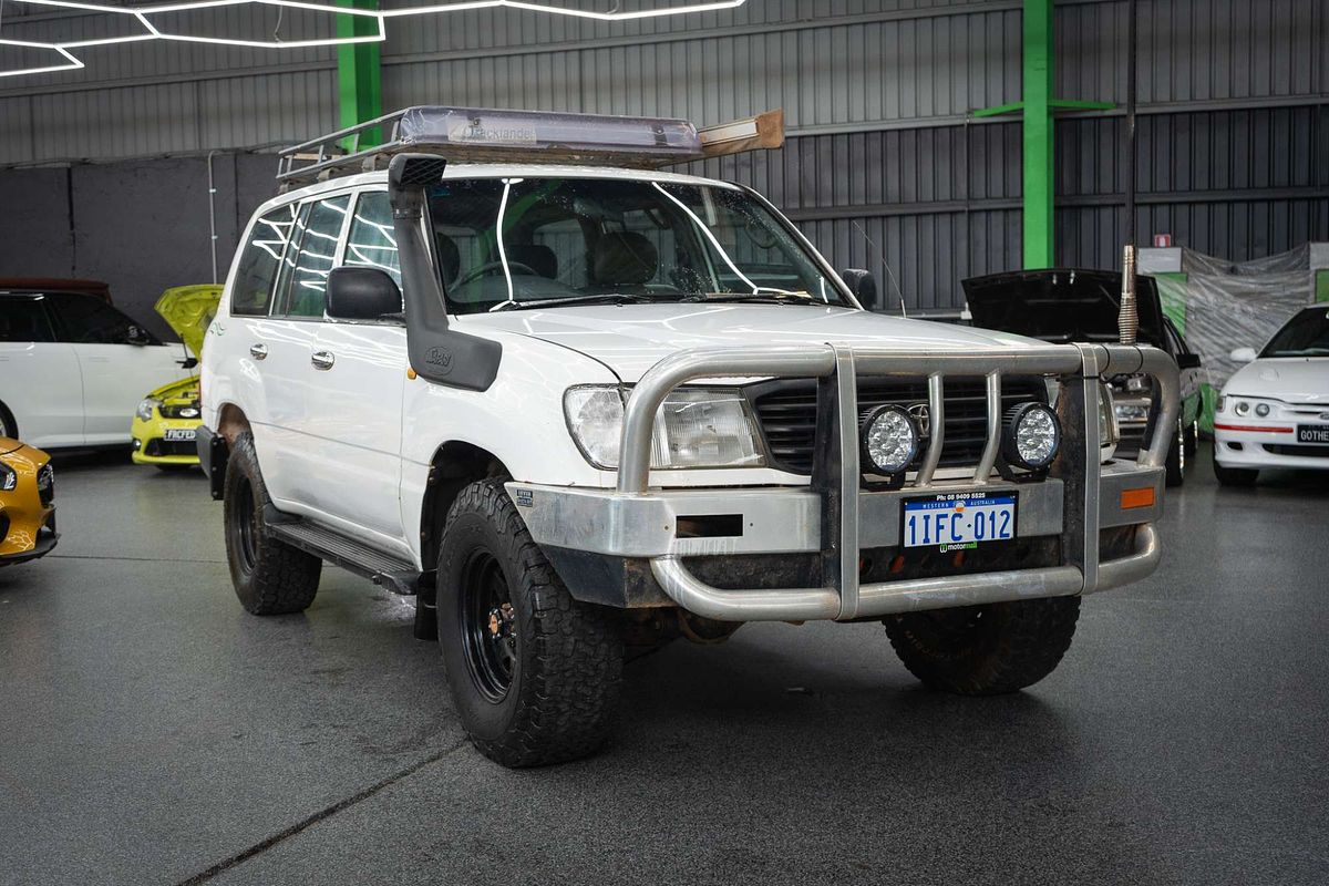 1999 Toyota Landcruiser GXV UZJ100R