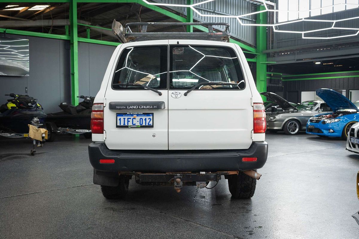 1999 Toyota Landcruiser GXV UZJ100R