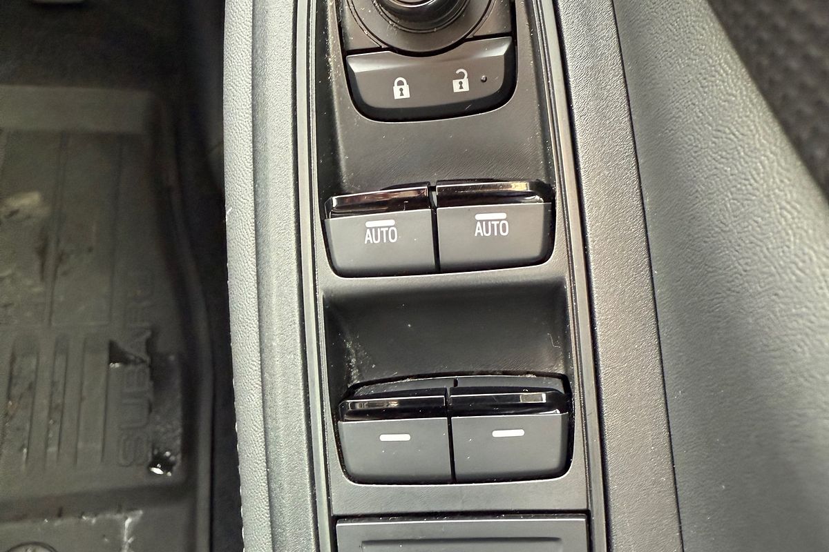 2023 Subaru Forester 2.5i 50 Years Edition S5