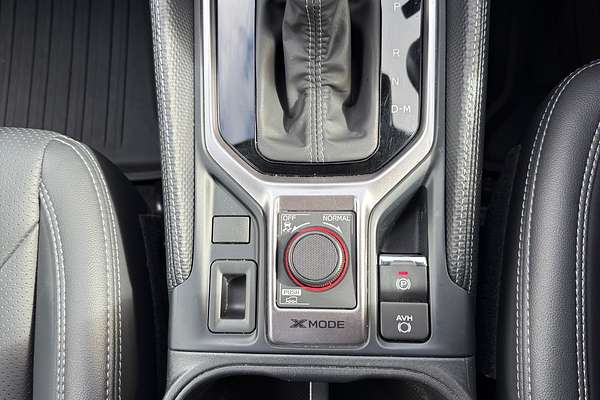2023 Subaru Forester 2.5i 50 Years Edition S5