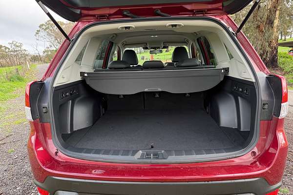 2023 Subaru Forester 2.5i 50 Years Edition S5