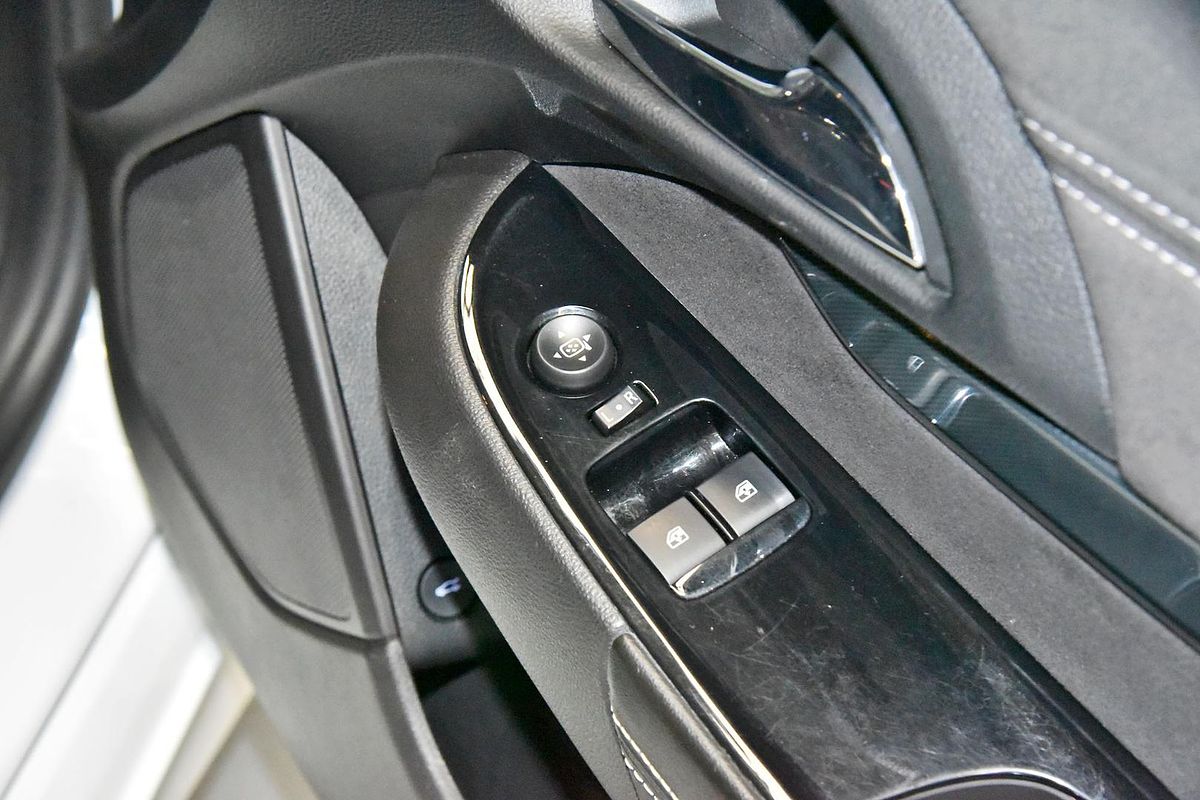 2014 Holden Maloo R8 GEN-F Rear Wheel Drive