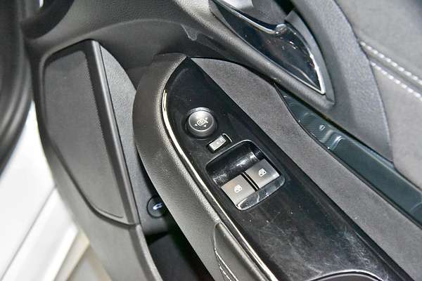 2014 Holden Maloo R8 GEN-F Rear Wheel Drive