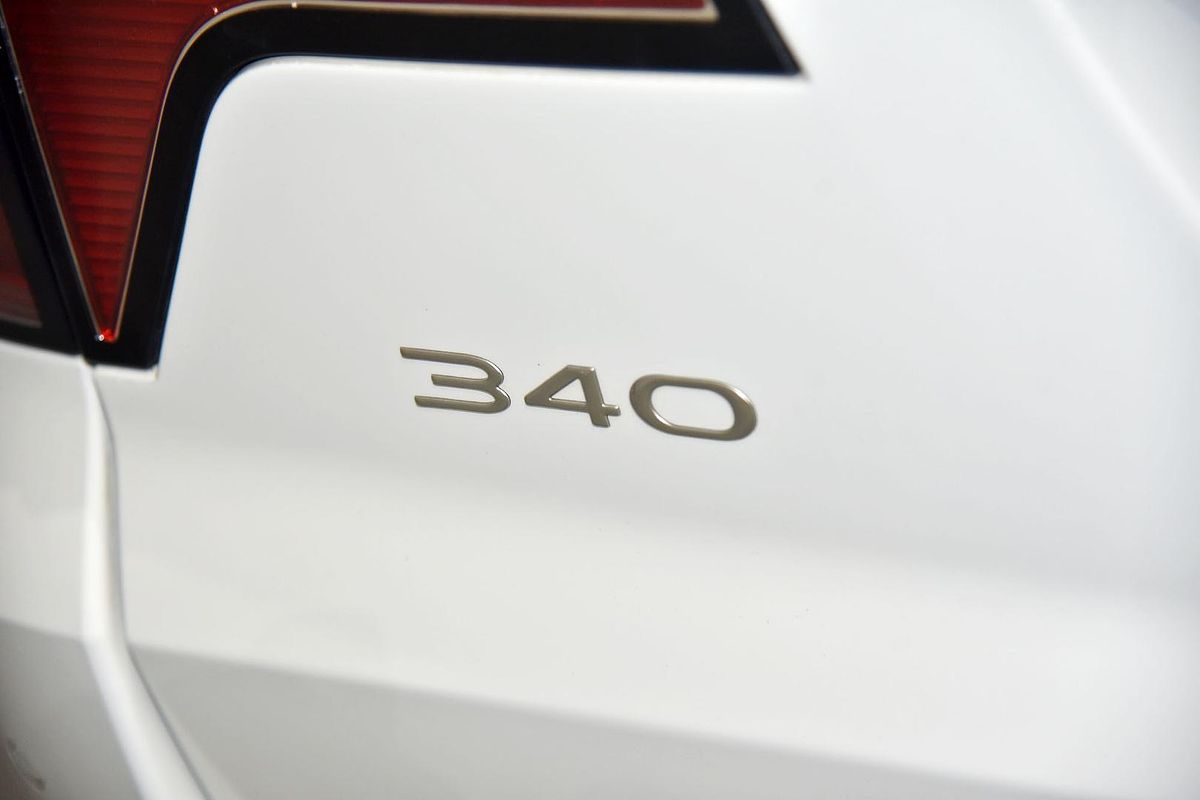 2014 Holden Maloo R8 GEN-F Rear Wheel Drive