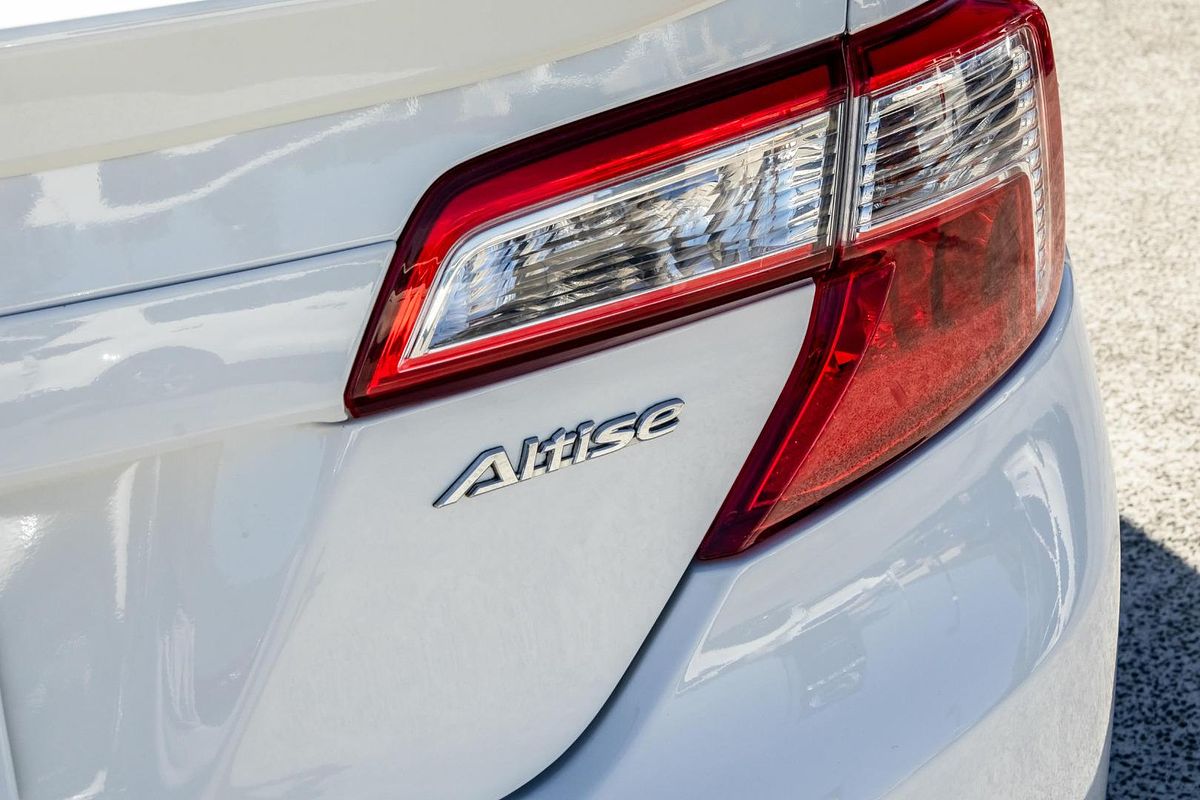 2013 Toyota Camry Altise ASV50R