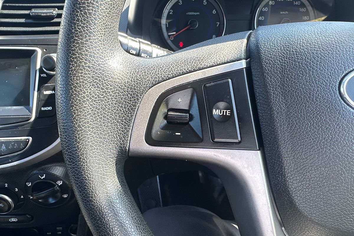 2015 Hyundai Accent Active RB3
