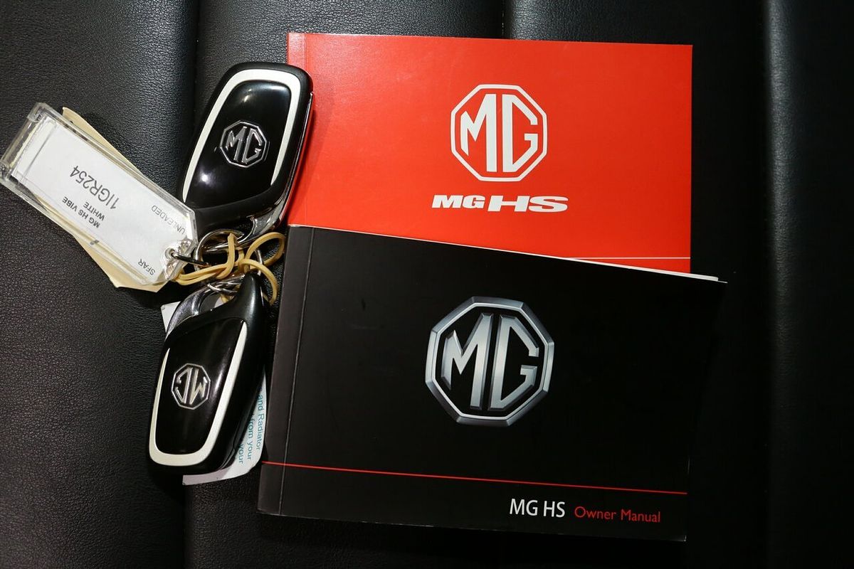 2024 MG HS Vibe SAS23