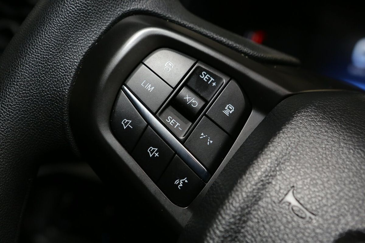 2022 Ford Everest Ambiente 2.0L