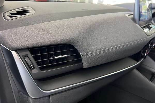 2025 Nissan QASHQAI ST J12