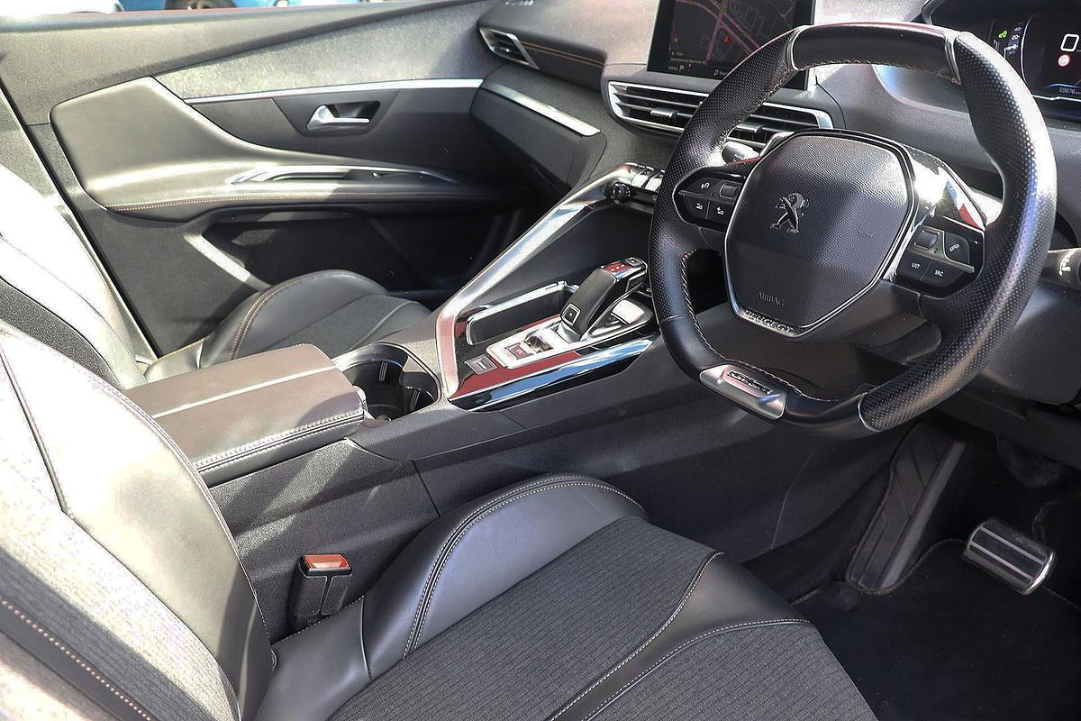 2018 Peugeot 3008 GT Line P84