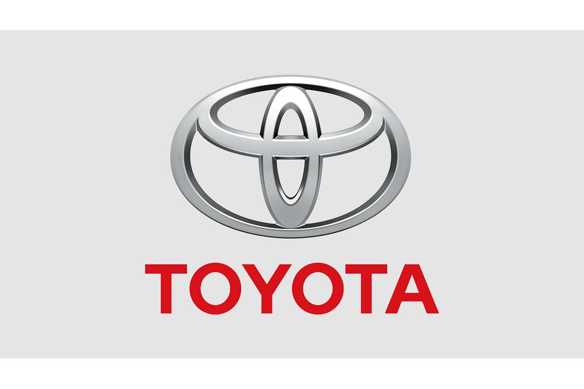 2018 Toyota Hilux Workmate TGN121R Rear Wheel Drive