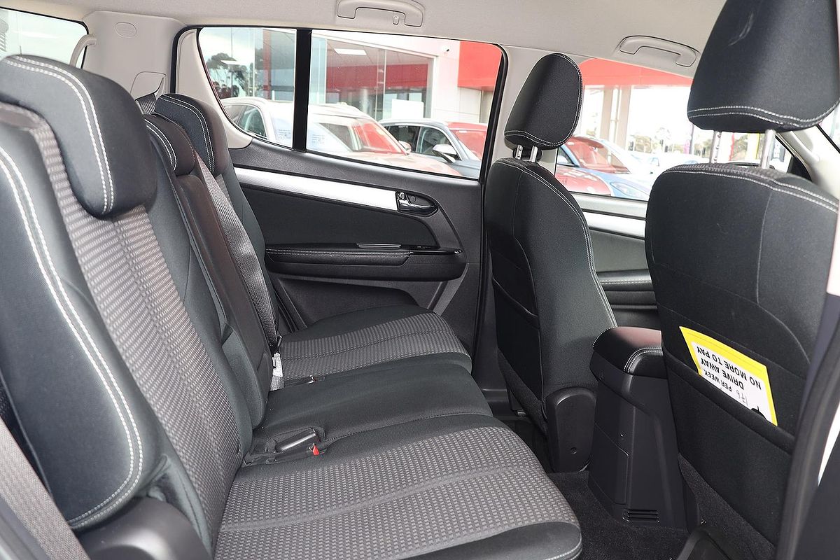 2018 Isuzu MU-X LS-M