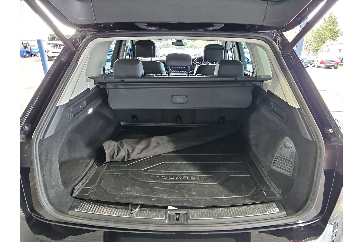 2020 Volkswagen Touareg 170TDI CR