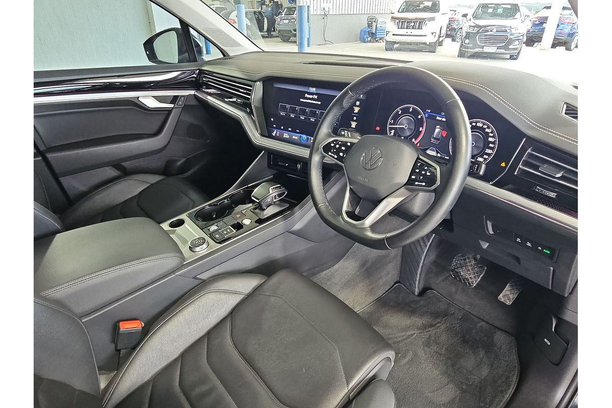 2020 Volkswagen Touareg 170TDI CR