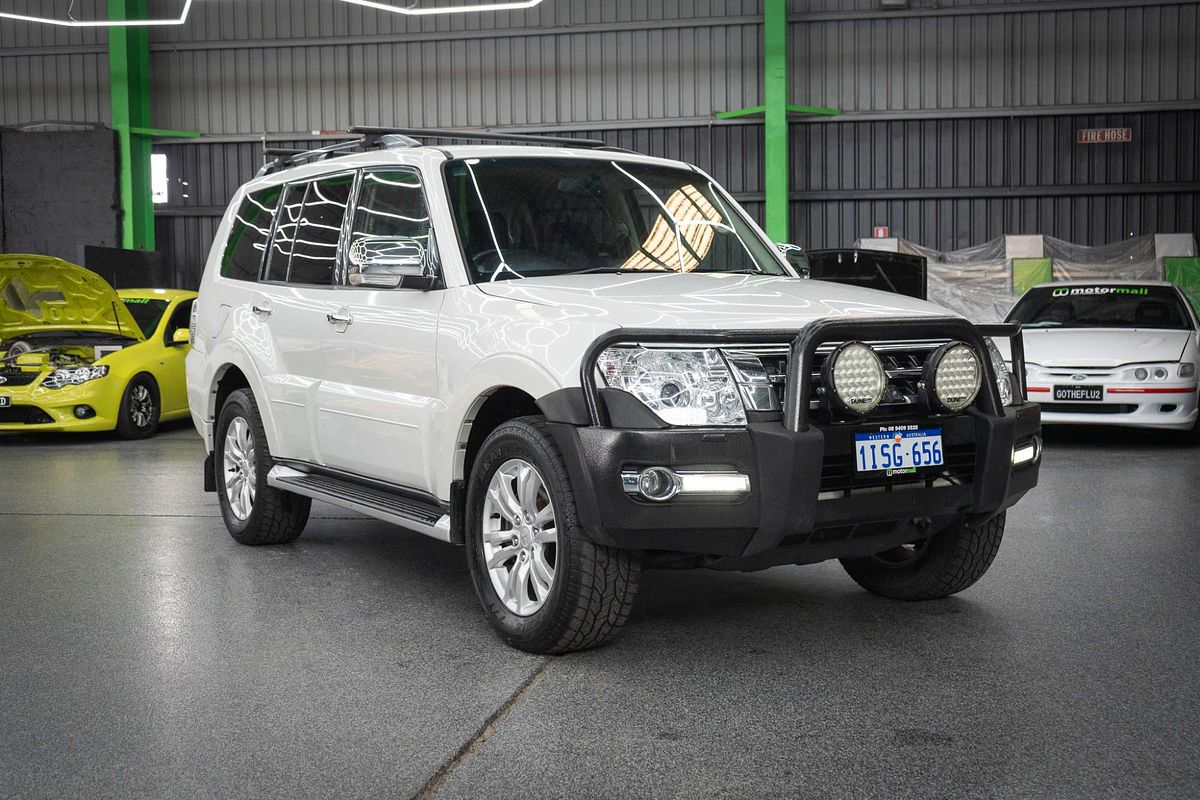 2016 Mitsubishi Pajero GLX NX