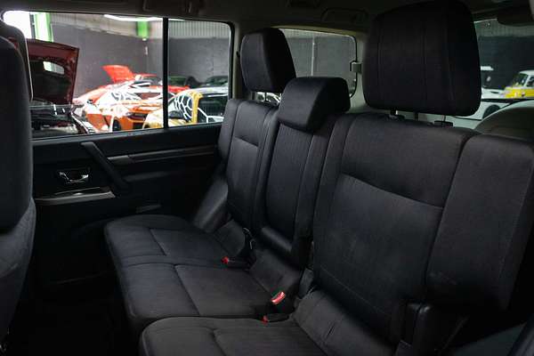 2016 Mitsubishi Pajero GLX NX
