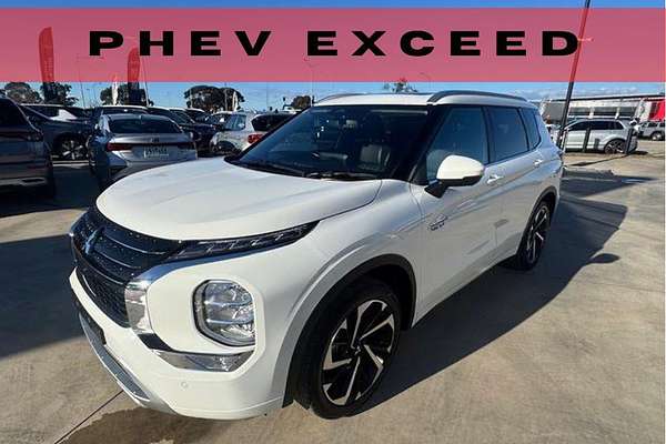 2024 Mitsubishi Outlander PHEV Exceed ZM