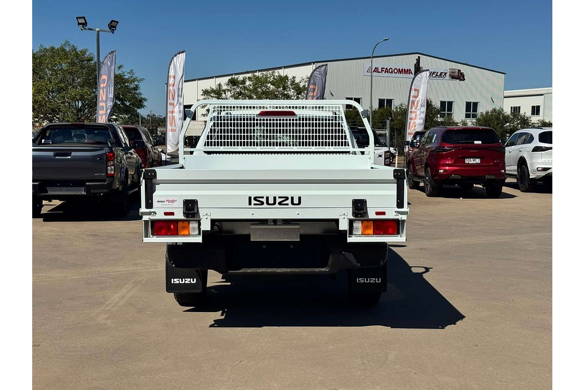 2025 Isuzu D-MAX SX  4X4