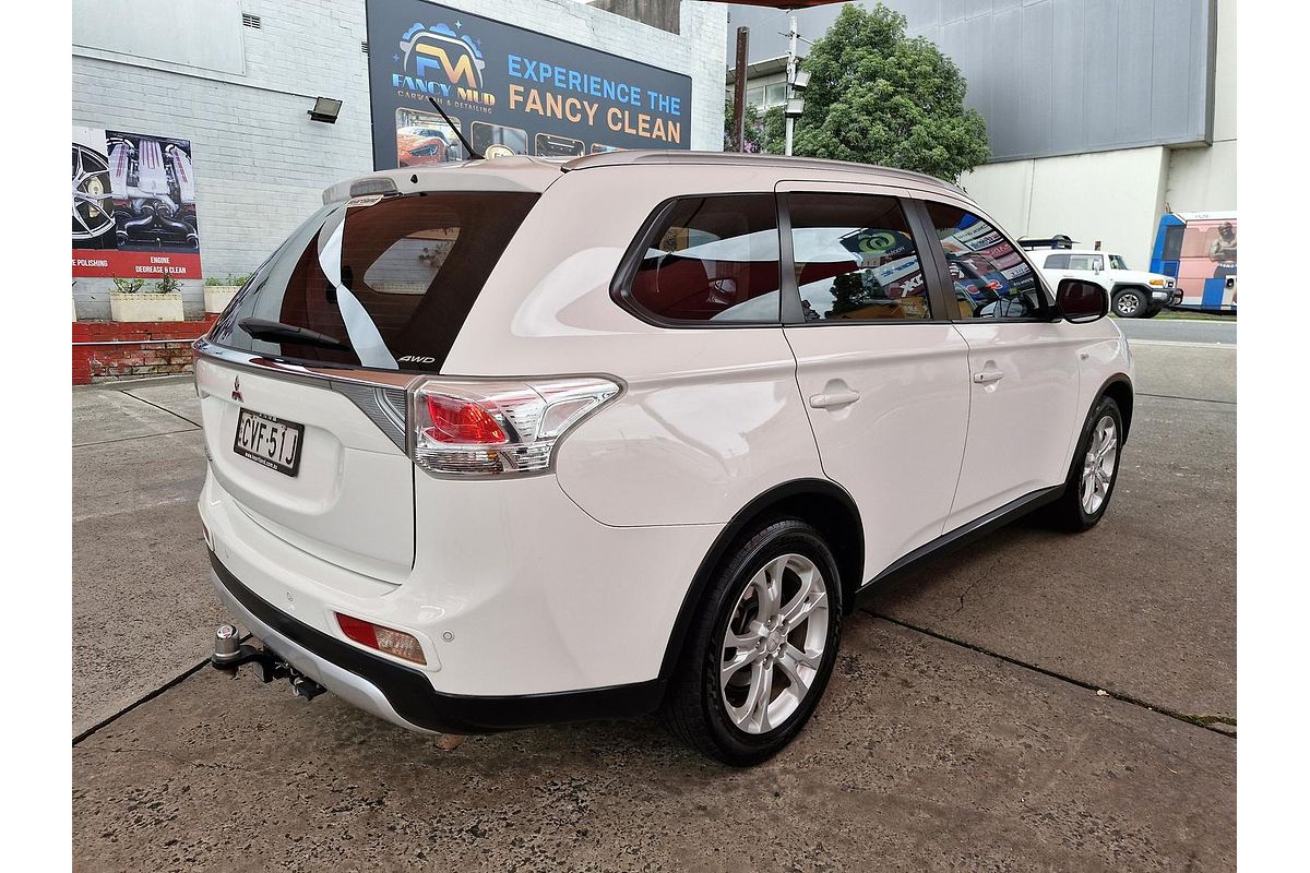 2014 Mitsubishi Outlander ES ZJ