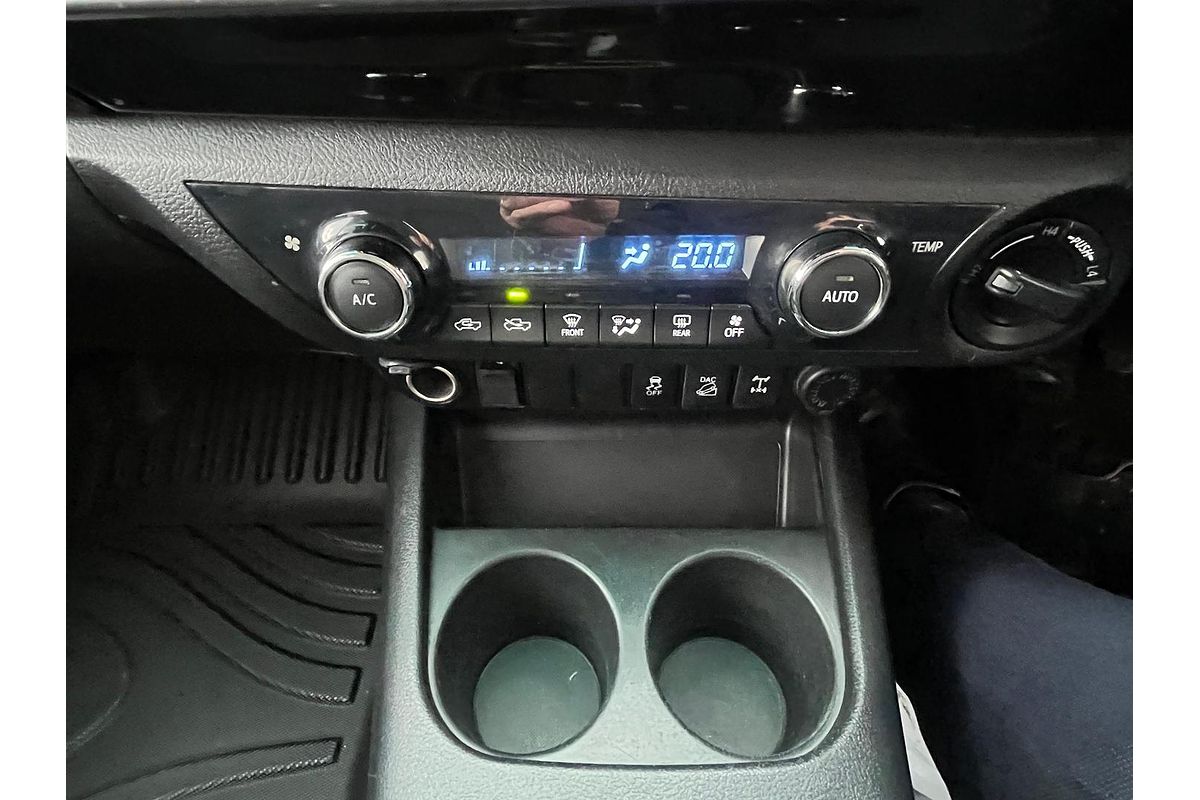 2018 Toyota Hilux SR5 GUN126R 4X4