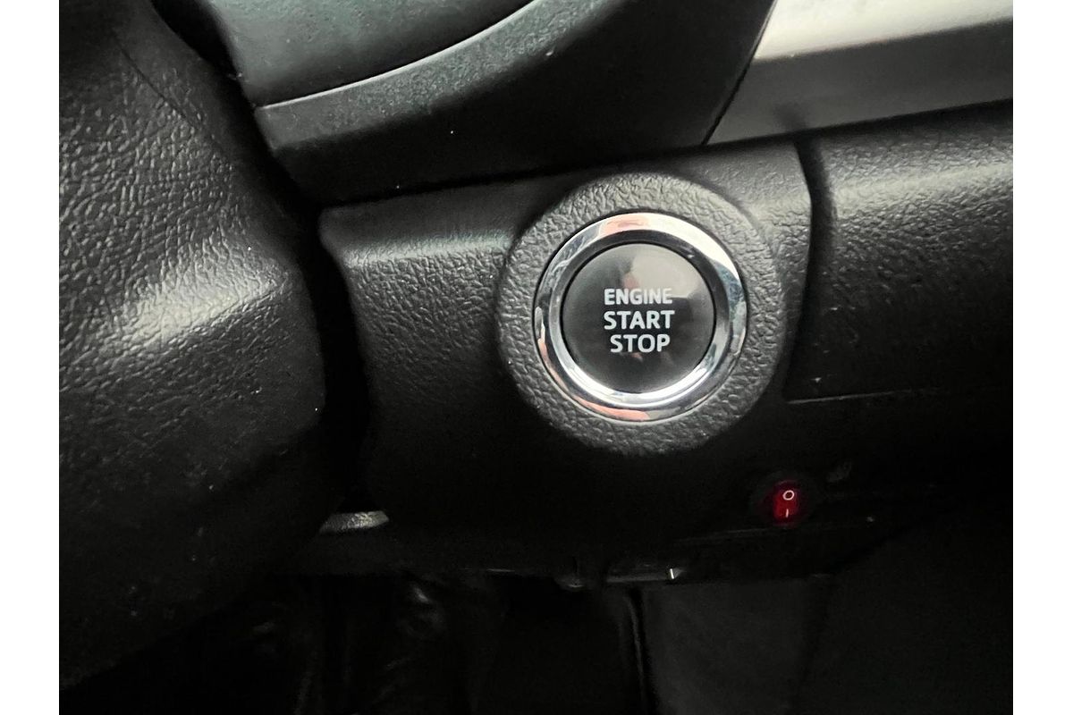 2018 Toyota Hilux SR5 GUN126R 4X4