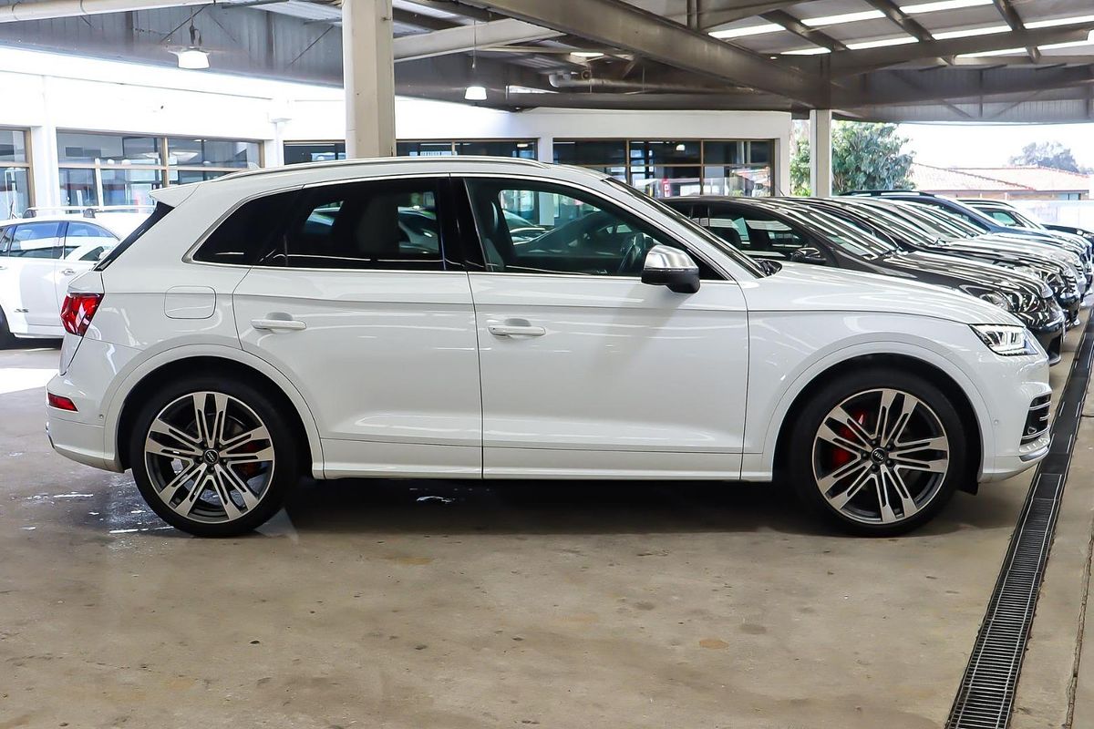 2019 Audi SQ5 FY