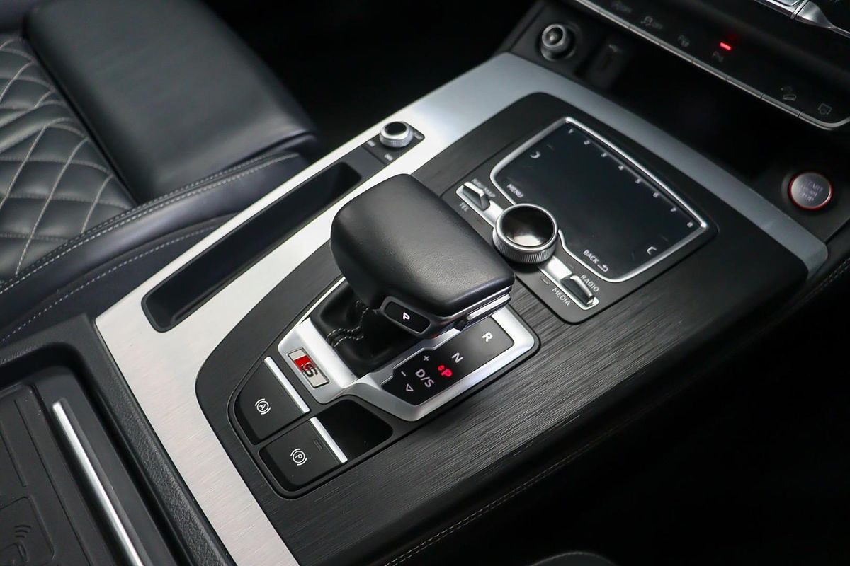 2019 Audi SQ5 FY