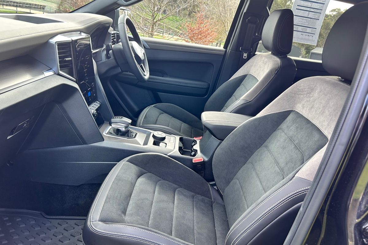 2025 Volkswagen Amarok TDI600 Style NF 4X4