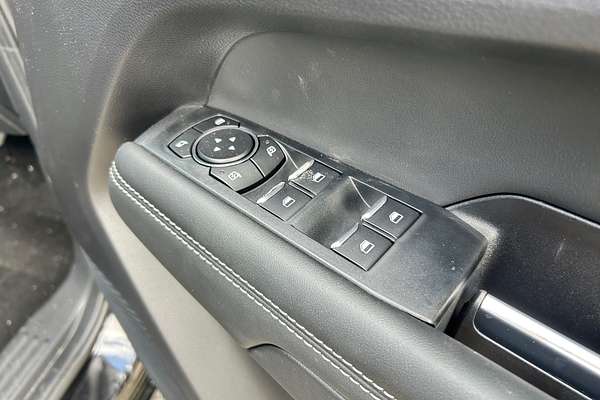 2025 Volkswagen Amarok TDI600 Style NF 4X4