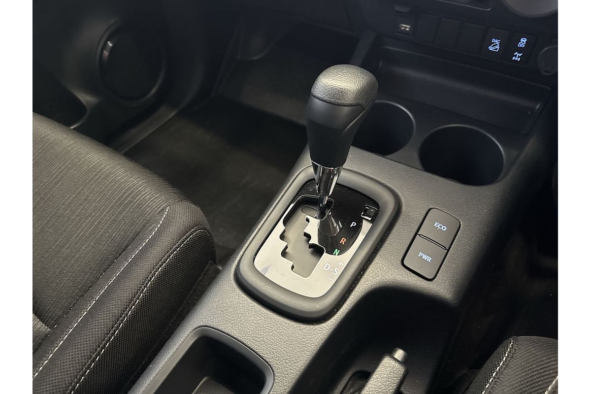 2024 Toyota Hilux SR GUN126R 4X4