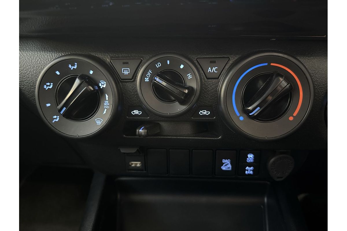 2024 Toyota Hilux SR GUN126R 4X4